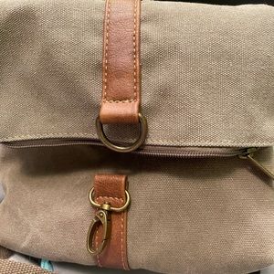 Buckle purse
